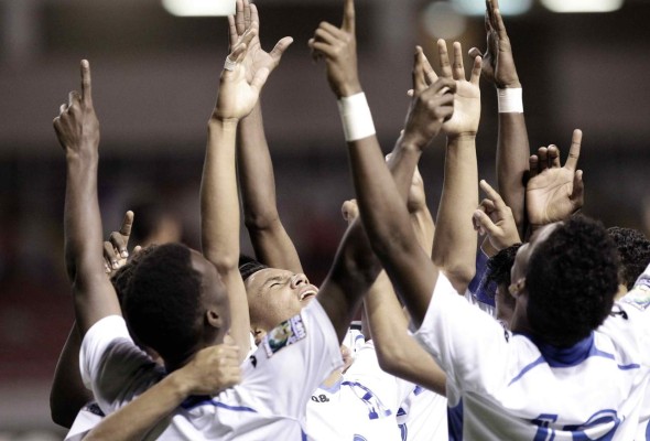 Honduras ahora peleará por el título del Premundial Sub-20