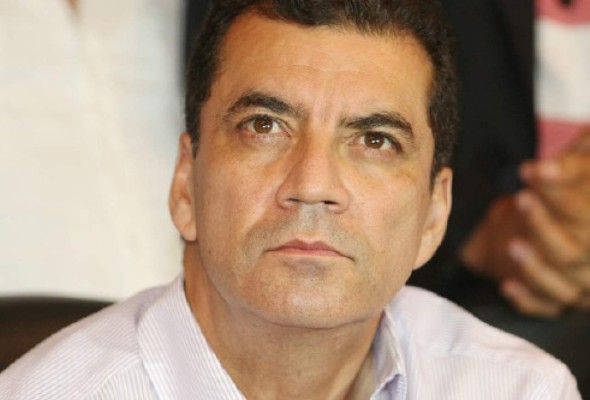 'Esa alianza que proponen hay que examinarla con lupa”: Elvin Santos