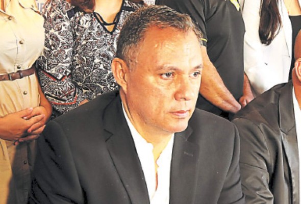 Allegado a Nasralla se incorpora en papeletas