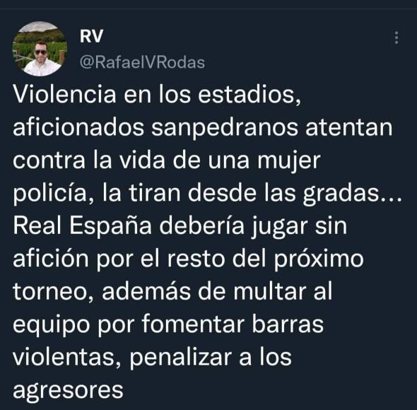 Además de los medios internacionales, en las redes sociales muchos hondureños han reaccionado indignados por la agresión del individuo a la mujer policía.