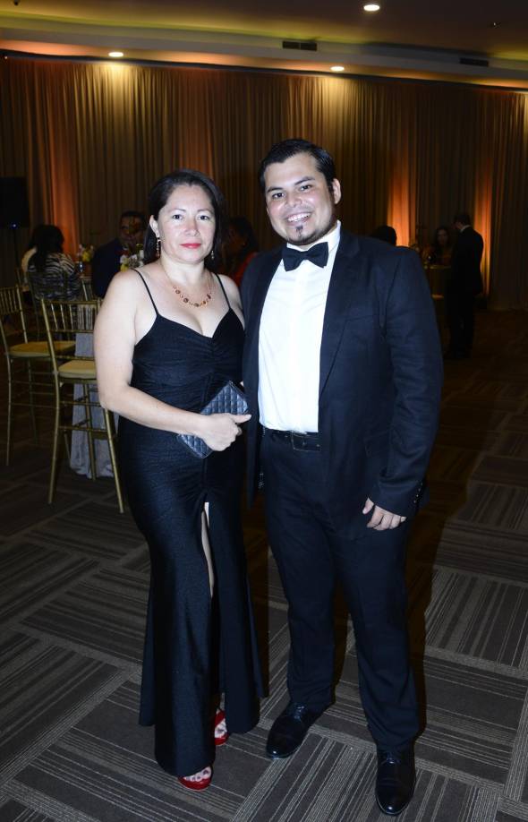 Karen Caraccioli y Gabriel Gómez