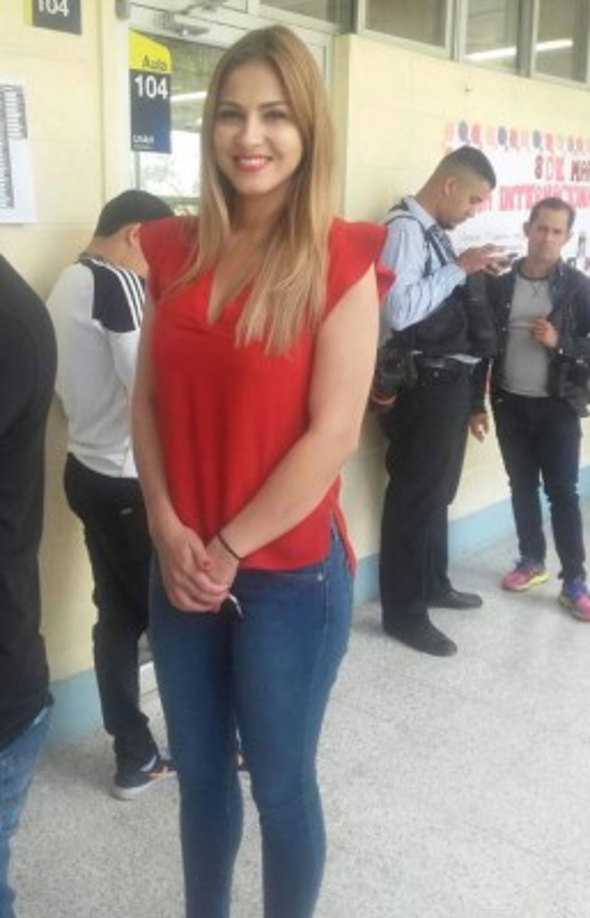 La diputada Kritza Pérez cumplió con el deber y ha robado suspiros.