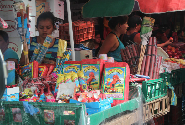 Revientan a vendedores de pólvora en San Pedro Sula antes del 31