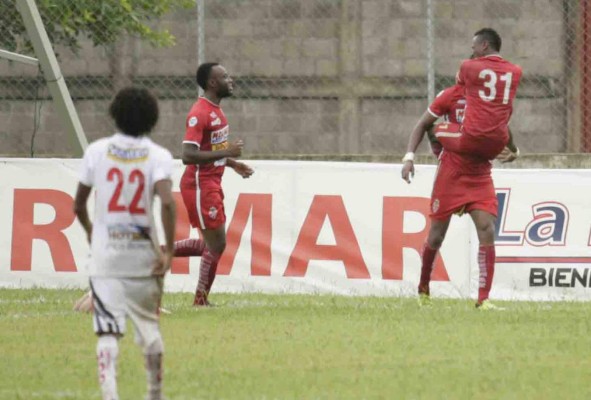 Real Sociedad rescató el empate sobre la hora ante Vida