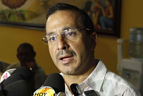 Sector empresarial expone al FMI necesidad de otro sistema tributario