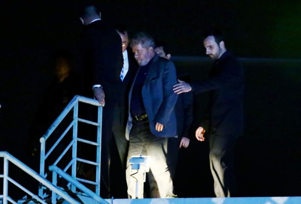 Supremo debate medida que liberaría a Lula esta semana