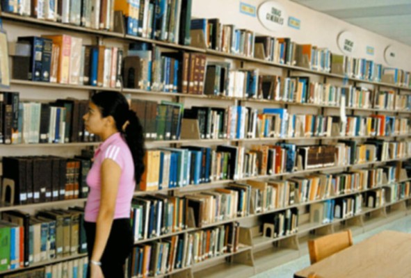 Curso gratis de bibliotecología