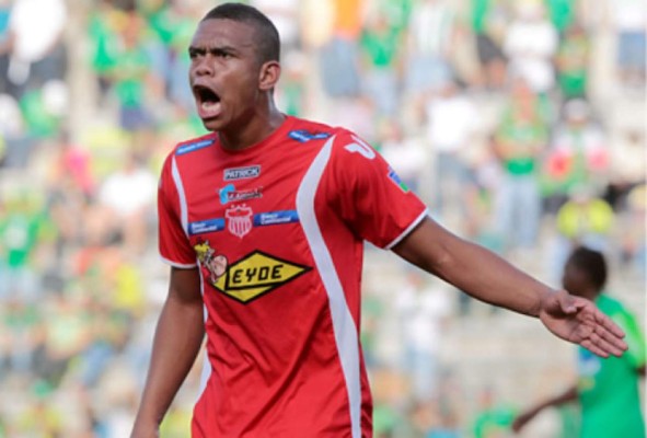 Luis Castro otra vez al Vida