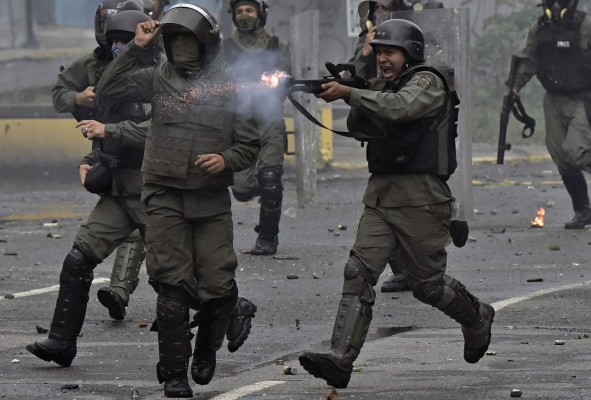 Oposición venezolana mantendrá protestas tras Constituyente