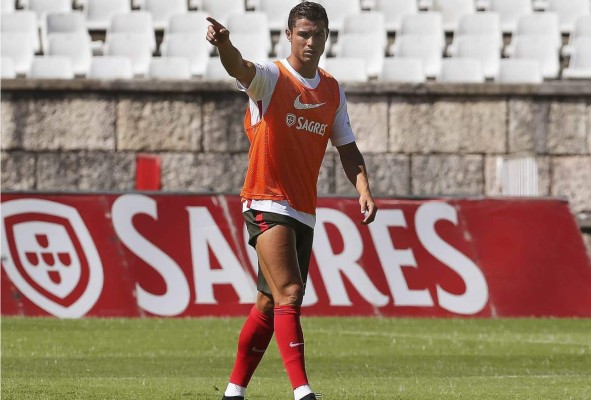 Cristiano Ronaldo entrena con la Selección de Portugal