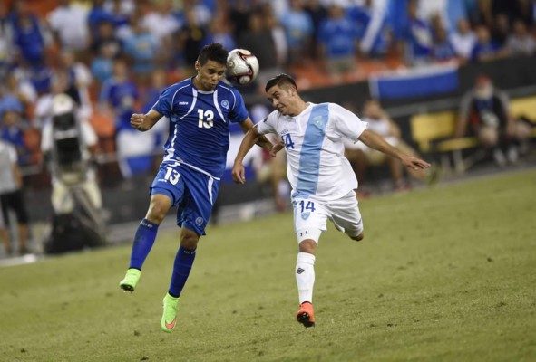 Un doblete de Marco Pappa da victoria a Guatemala ante El Salvador