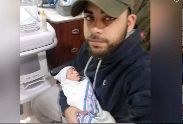 Padre es acusado de matar a golpes a su bebé de un mes en EEUU