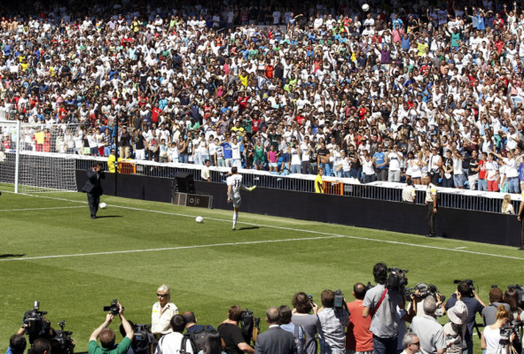 Gareth Bale es presentado como nuevo jugador del Real Madrid