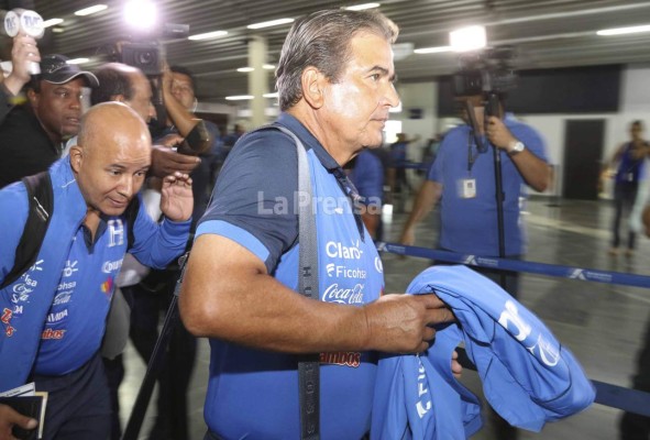 Jorge Luis Pinto: 'Tenemos que pensar en ganar como sea'