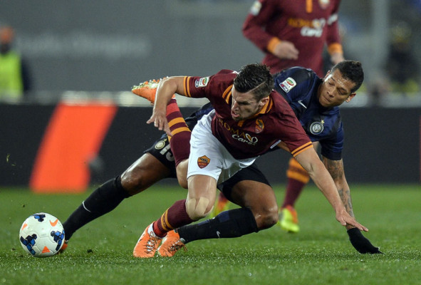 La Roma no pudo con el Inter y la Juventus podría ampliar su ventaja