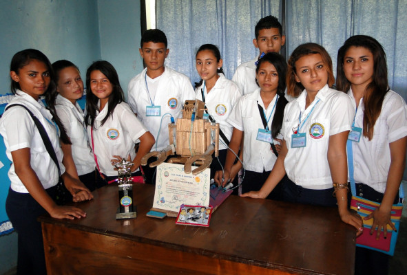 Ponen en práctica clases científicas en El Progreso