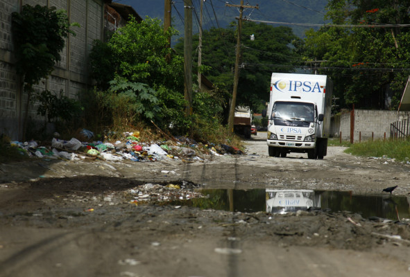 Más del 50% de las calles de la ciudad son de tierra