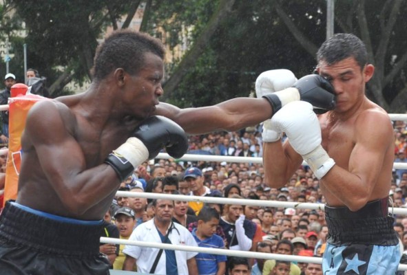 Escorpión Ruíz, más sólido para seguir campeón