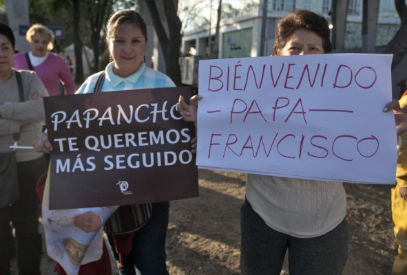 Fotografías: Así dan la bienvenida al Papa en México