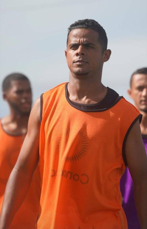 Samuel “Chama” Córdova: En declaraciones a Diario LA PRENSA, el experimentado defensor reveló que existe la posibilidad de volver a formar parte del Marathón, club con el que ganó un título de Liga Nacional y una Copa Presidente. En el torneo anterior jugó con el Victoria.