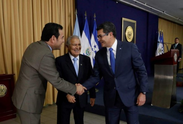 Presidentes del Triángulo Norte se reúnen el lunes para hablar sobre la unión aduanera