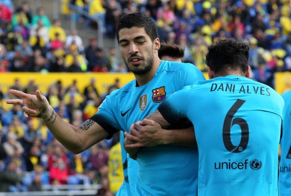 El Barcelona sufrió para vencer a Las Palmas pero sigue intratable