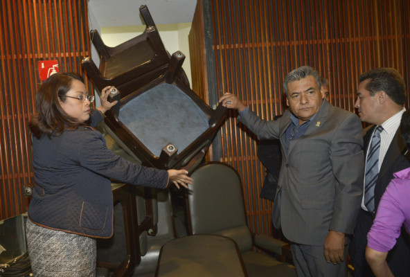 México aprueba reforma energética que abre las puertas al capital privado