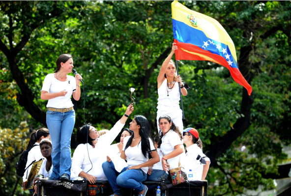 Europa exige parar la violencia en Venezuela