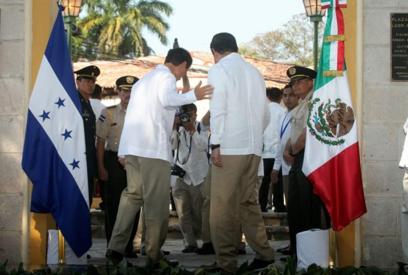 Presidentes de Honduras y México acuerdan trabajar en migración y combate al crimen organizado