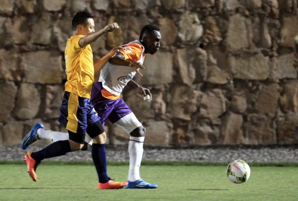 Olimpia sufrió para vencer en amistoso a la UNAH