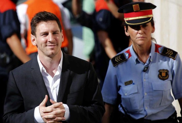 Testigos dejan a Messi al margen del delito fiscal