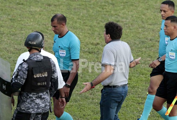 ¡Amenazas e insultos! Acta arbitral hunde a Héctor Vargas