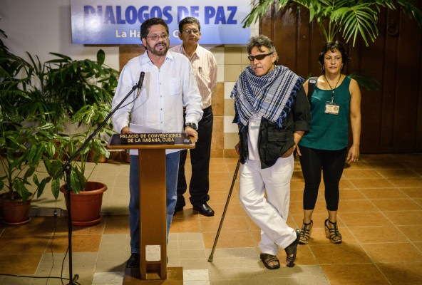 Las Farc y gobierno de Colombia reanudan negociaciones sobre cultivo de coca