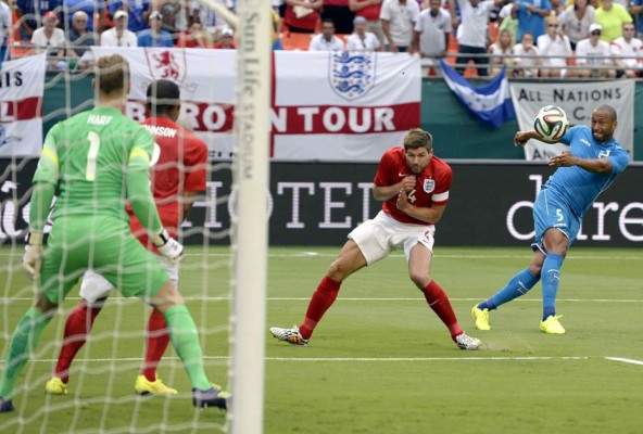 Honduras amarga a Inglaterra y llegará con confianza al Mundial