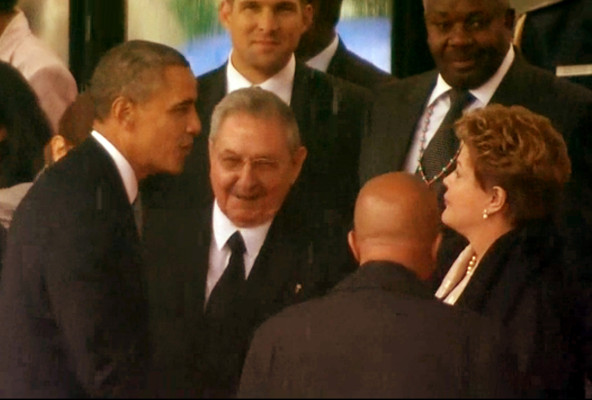 Mandatarios y sudafricanos rinden tributo a Mandela en su funeral