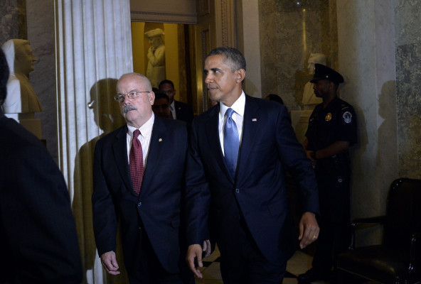 Obama ordenó a las FF AA estar listas para atacar a Siria