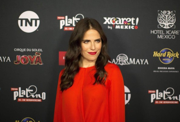 Karla Souza presenta a su segundo hijo