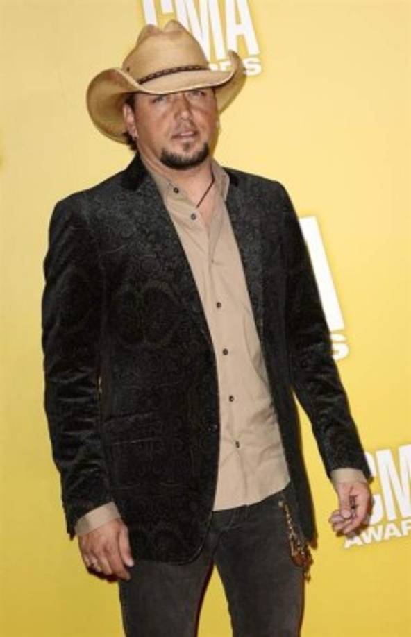 El cantante Jason Aldean era quien presentaba su show en el momento del tiroteo.