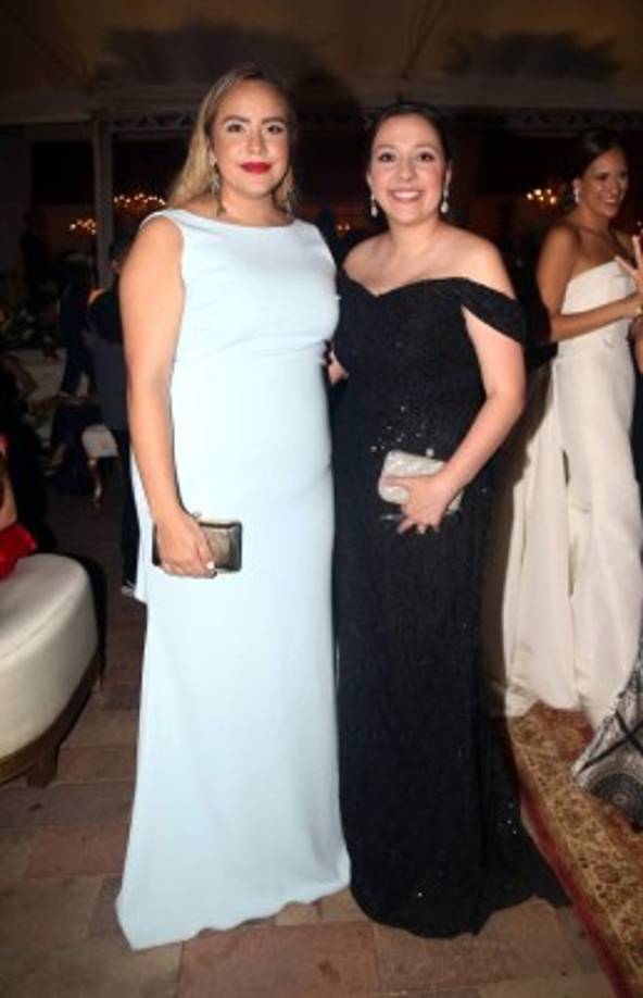 Ángela Andonie y Adriana Jaar.