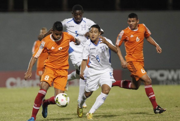 Cuba amarga la noche al sacarle un empate a Honduras