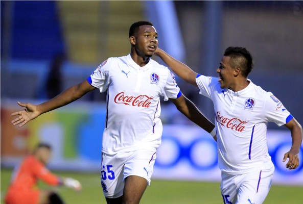 Olimpia vuelve al camino del triunfo goleando al Victoria