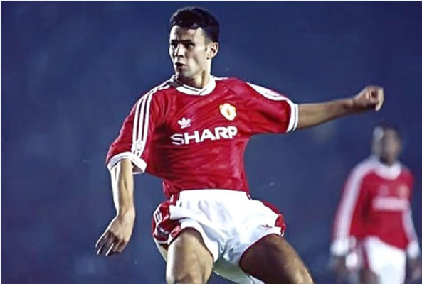 Giggs, 20 años de leyenda