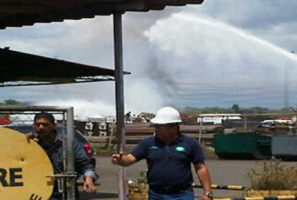 Cae avión en Venezuela: 36 supervivientes