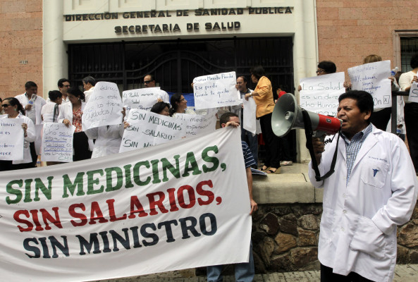 Honduras: Médicos protestan en Salud y exigen pagos