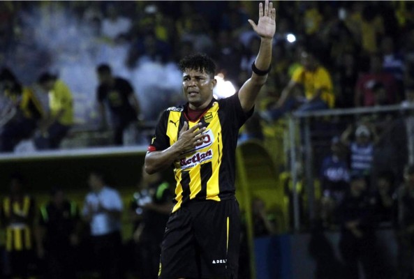 ¡Despedida a lo grande para Carlos Pavón!