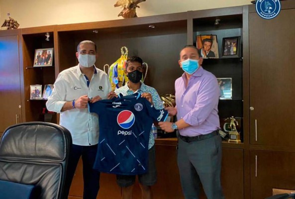 Motagua anuncia fichaje de joven delantero hondureño