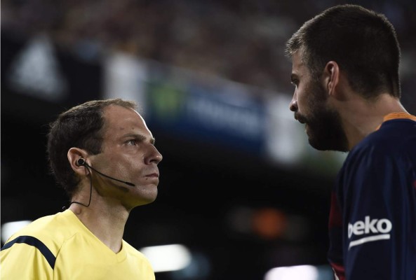 La razón por la que Piqué fue expulsado en la Supercopa