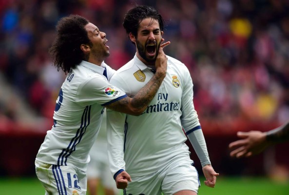 Un gran Isco salva al Real Madrid contra Sporting de Gijón y le da la victoria