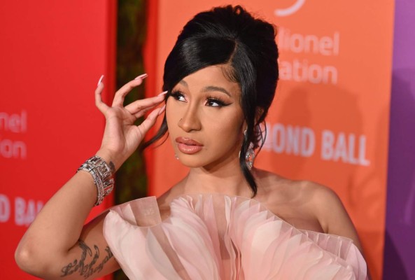 Cardi B habla de sus inseguridades: 'Me sentía fea e infradesarrollada'  