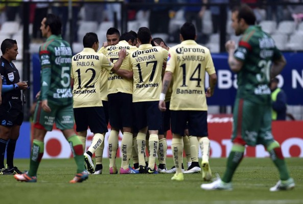 Video: Golazo desde el medio campo en el fútbol mexicano